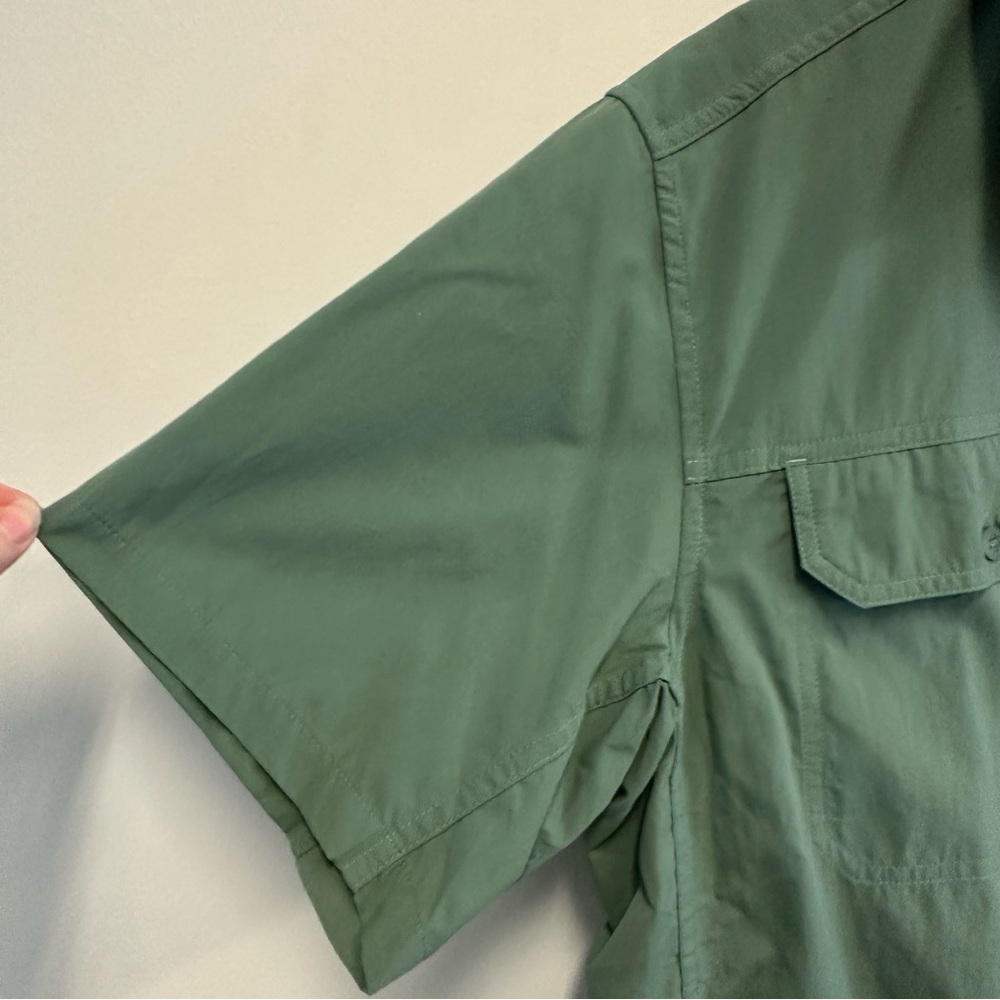 REI UPF 30 Men's Sahara Casual Green Button Down Hiking Shirt - Picture 2 of 12